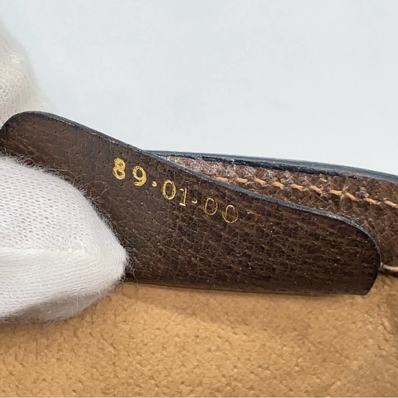 Auth Gucci GG Supreme Sherry Line
PVC Clutch Bag - Picture 16 of 16